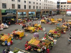 -三亚新鸿港水果一级批发市场