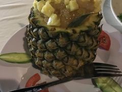 菠萝饭-越海渔村