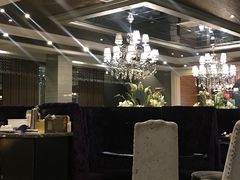 大堂-河畔春天时尚餐厅