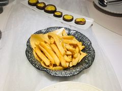 -春树下·树屋花房西餐厅(罍街AS1980店)