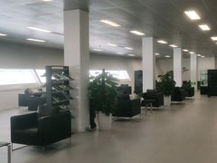 -深圳锦龙奥迪4S店(前海店)