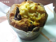 橄榄muffin-西点坊(浦东香格里拉店)