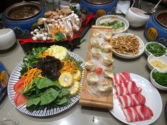 蔬菜小拼-享月汤皇·海鲜小火锅·聚会(曲江创意谷店)