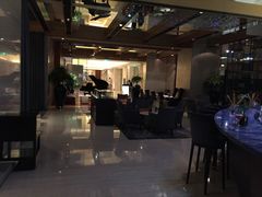 -AZUR聚(香格里拉饭店)