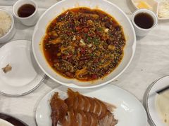 -鑫巴蜀小镇 · 水煮鱼专研店(玉桥店)