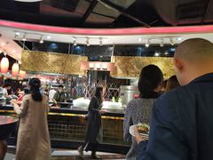 -四海一家自助餐(益田假日广场店)