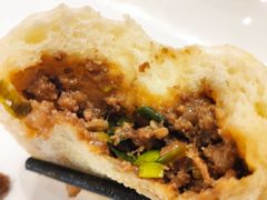 -李与白包子铺(桐梓林店)