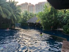 -三亚湾海居铂尔曼度假酒店