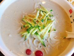 -服务大楼冷面(延大店)