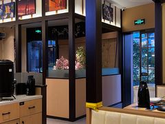 -極屋鮨牛 · 烧肉酒场(时代C馆店)