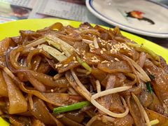 干炒牛河-小龍鳳餐室(番禺路店)