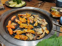 -明洞阿姨·韩式酱蟹烤肉·创意料理(三元桥店)