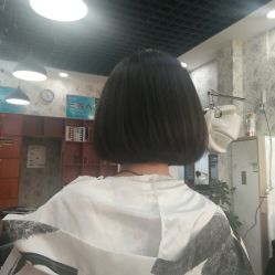 -都市靓剪烫染沙龙