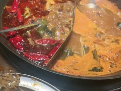 -萍姐火锅·公路夜市(武汉首店)