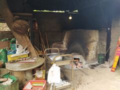 -御霞苑泥烩鸡休闲农庄