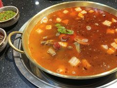 -顶顶汤火牛排火锅·经典铜锅涮肉