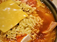 yimi部队火锅-Woolee韩食堂·韩式家庭料理