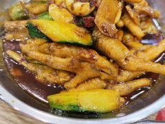 -江城燕子大排档(江汉路步行街店)