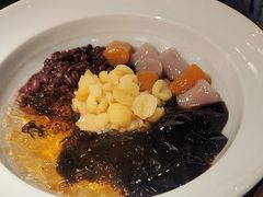-RUXU入续糖水铺与包(卓悦中心店)