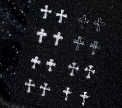 -AI艾耳·专业手工耳洞·穿孔美学馆