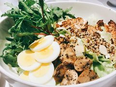 鸡肉藜麦蘑菇温暖沙拉-眉州东坡(团结湖店)