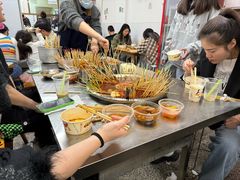 -卫卫麻辣烫(建设新村路店)