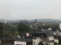 -铂逸梦秦酒店(横店梦幻谷店)