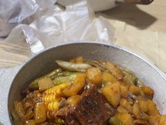 -内蒙焖面大盆骨餐馆(山大路店)