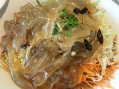 -赶海部落海鲜城(海阳路店)