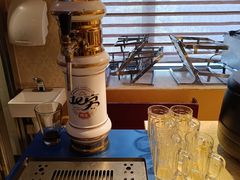 燕京扎啤-天伦松鹤大饭店·欣妮咖啡