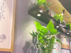 -渝是乎酸菜鱼·川渝小炒(新世界百货望京店)