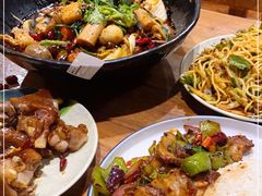 -万记麻辣烫国展总店