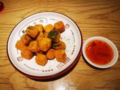 海苔豆腐一口酥-粤集·手工粤菜(皇庭广场店)