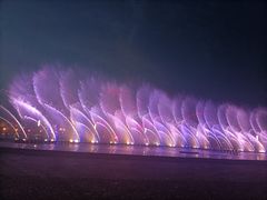 -东港音乐喷泉广场