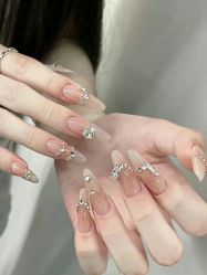 -纤贝儿美甲·科技美肤