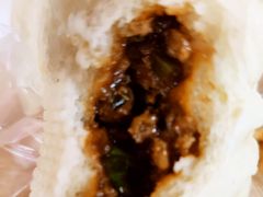 -李与白包子铺(桐梓林店)