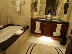 -广州富力丽思卡尔顿酒店