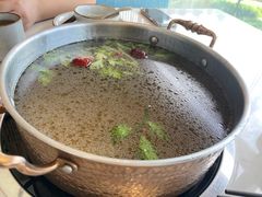 -菌子鲜汤野生菌锅