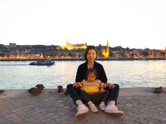 -多瑙河畔鞋履雕塑