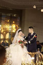 -沐澜婚纱礼服美妆馆(豪润风尚国际店)