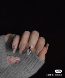 -Pink You美甲洗眉纹绣定制中心