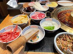 -周小明火锅(黑金冠社区店)