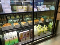 面包甜点陈列柜-喜茶(深圳丰盛町店)