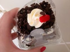 -红宝石·鲜奶小方·海派西点房(南丹店)