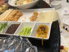 -香山湖家家宴(中山陵店)