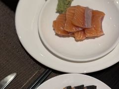 -大中华希尔顿酒店-念自助餐·嗨啤·小龙虾