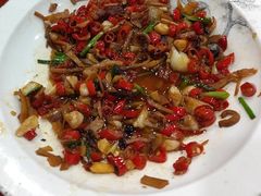 -湖南人家湘菜馆(镇江路店)