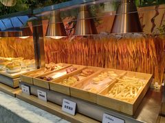 -川骄海鲜自助(王府井奥莱UP TOWN店原世界之花店)