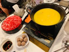 -鲜入围煮花胶鸡海鲜火锅