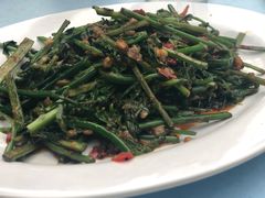 -明记烧鱼美味店